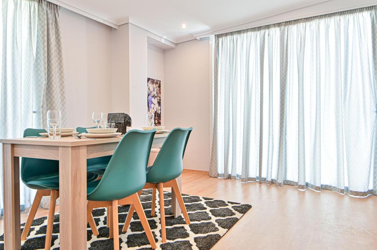 Charming Apartment With A Sea View Terrace Pireu Exterior foto