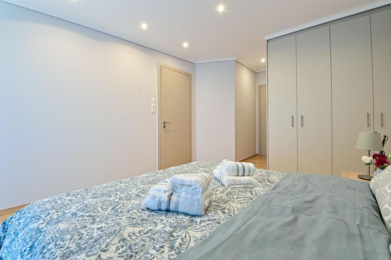 Charming Apartment With A Sea View Terrace Pireu Exterior foto